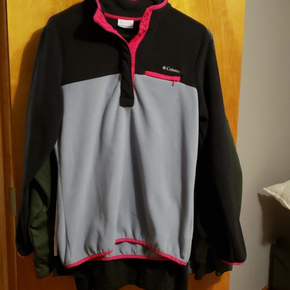 Sweatshirt - Picture 1 of 2